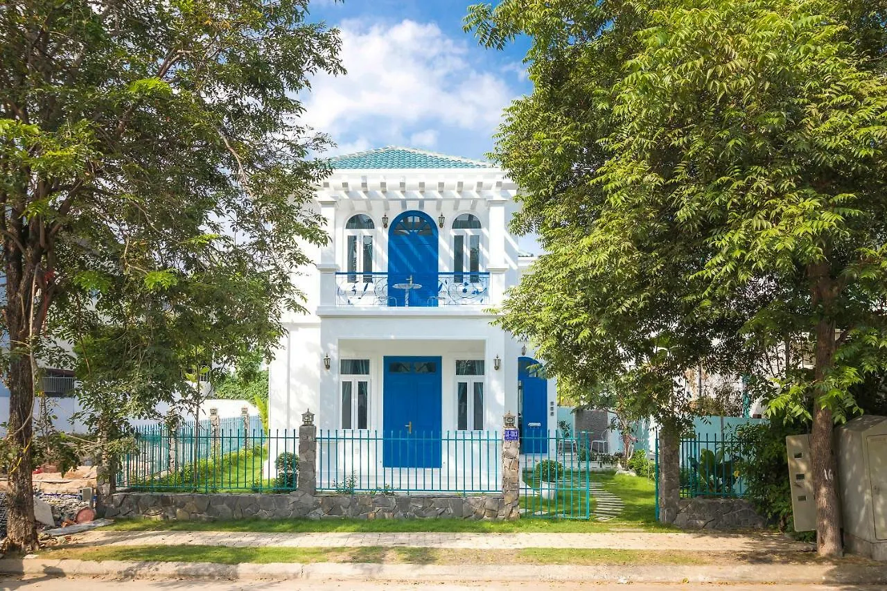 Christina'S Nha Trang - Santorini Villa
