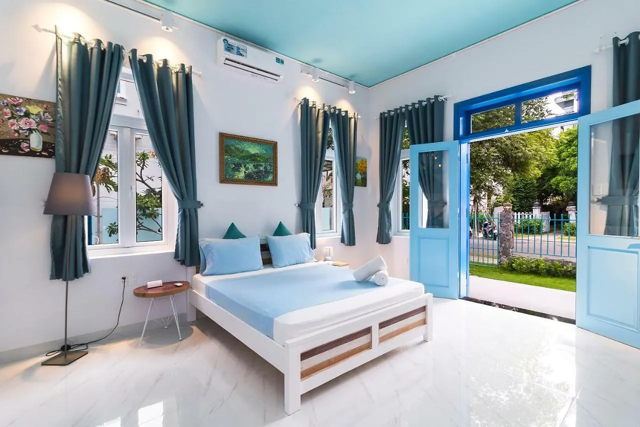 Christina'S Nha Trang - Santorini Villa