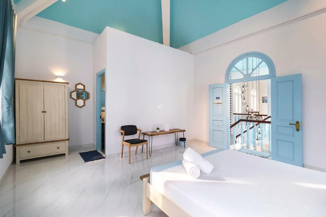 Christina'S Nha Trang - Santorini Villa