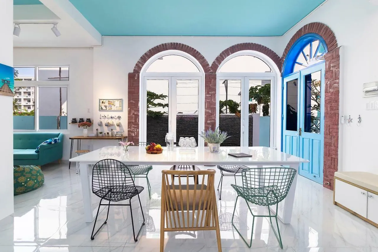 Christina'S Nha Trang - Santorini Villa