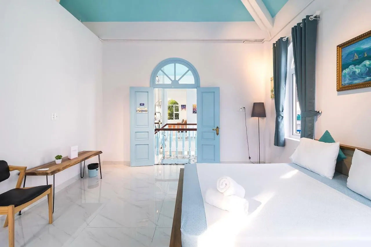 Christina'S Nha Trang - Santorini Villa